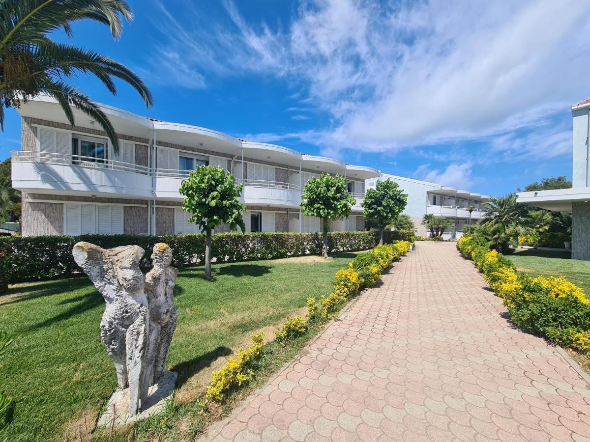 Hotel La Buca Del Gatto Marina di Cecina Esterno foto