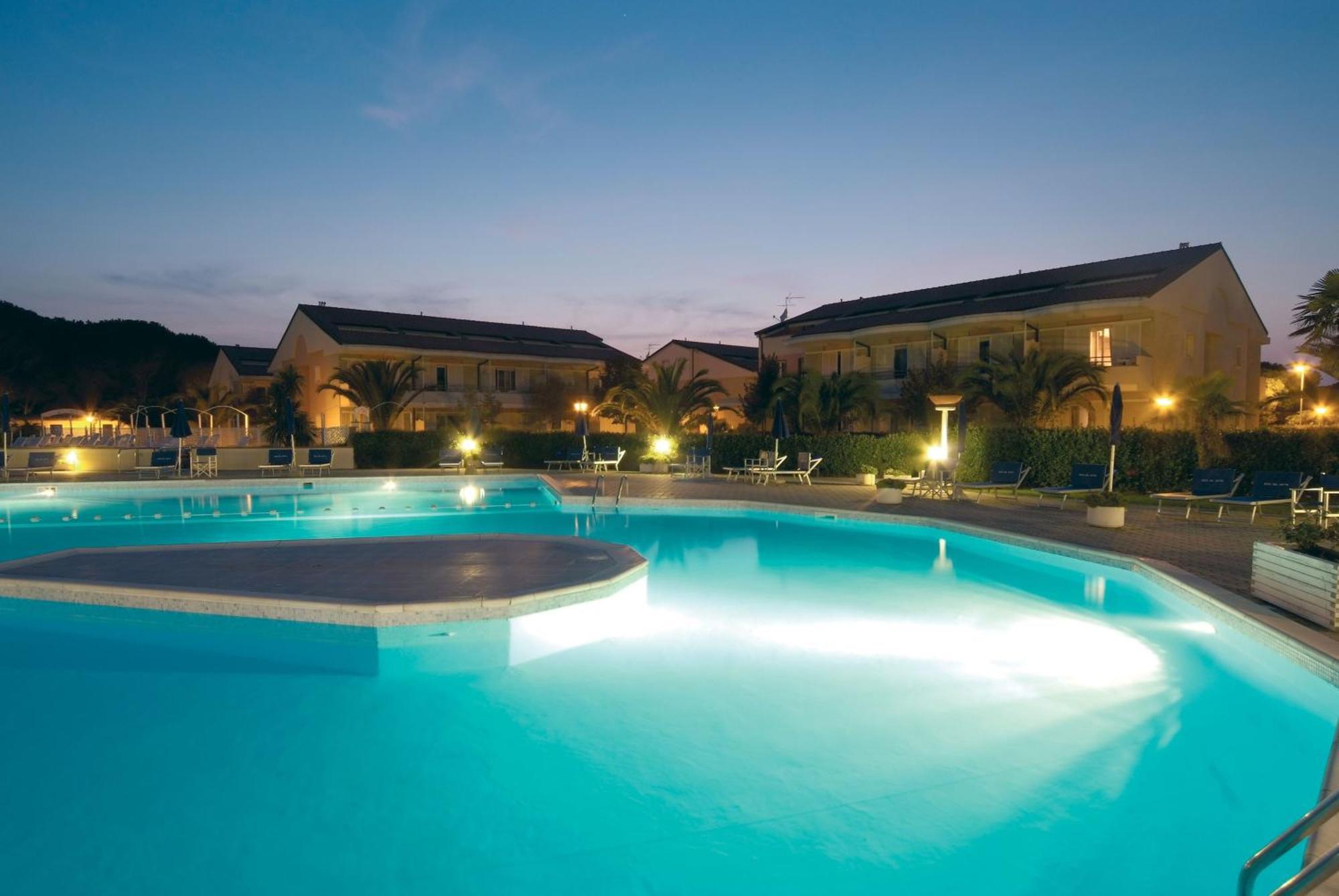 Hotel La Buca Del Gatto Marina di Cecina Esterno foto